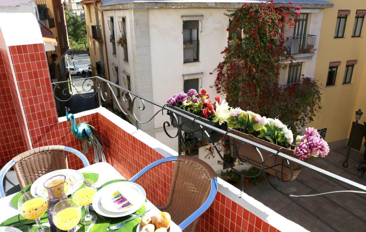 Casa Isa Lägenhet Valencia Exteriör bild